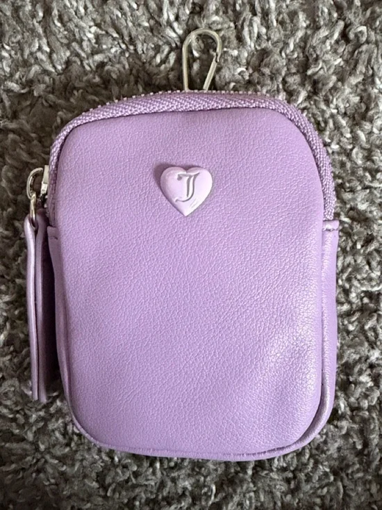 Juicy Couture Lavender Mini Pouch/Bag Charm/Keys/Airpods Holder - Picture 2 of 6